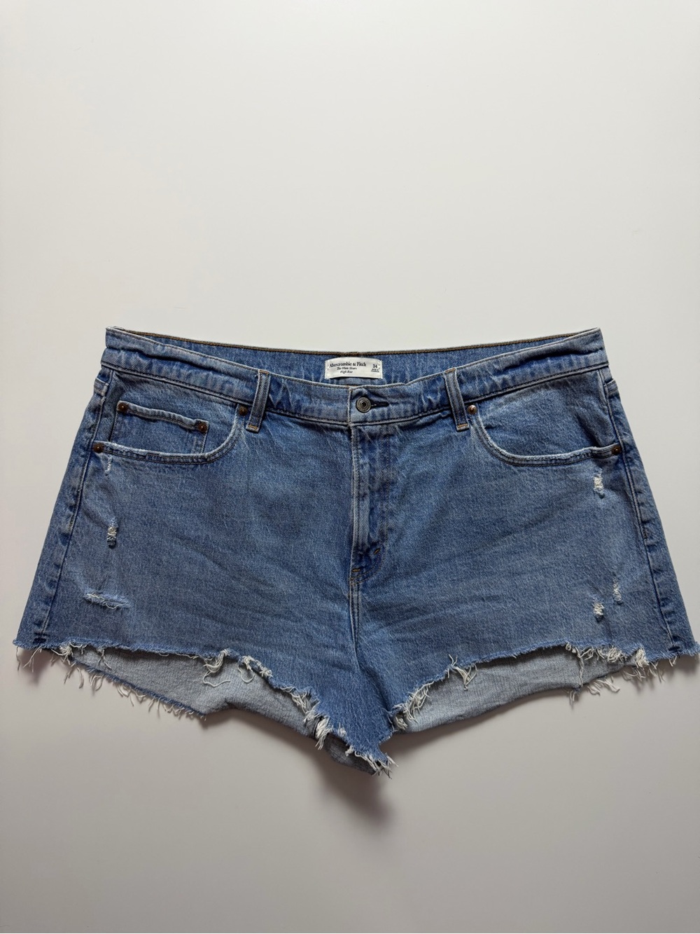 Abercrombie & Fitch Curve Love The Mom Short High Rise, Size 34